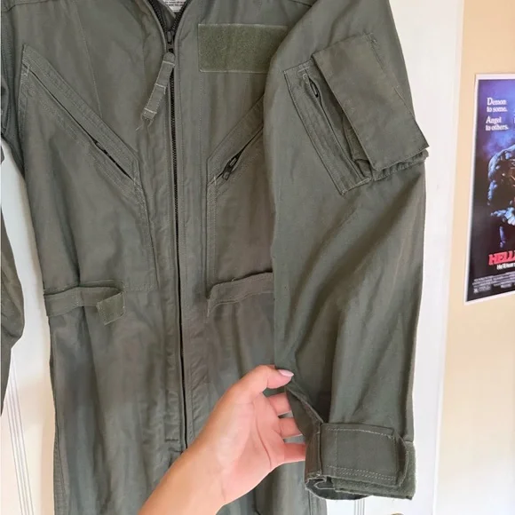 Vintage Women’s Coveralls Flight Suit - Picture 5 of 8